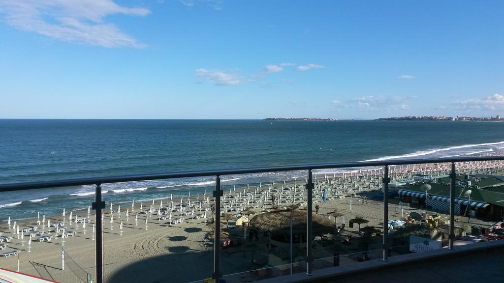 Briz - Seabreeze Hotel Slantschew brjag Exterior foto
